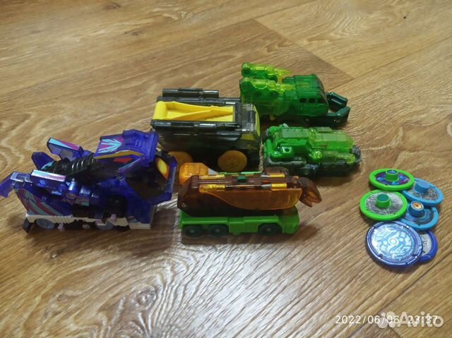 Дикие скритчеры,машинки-трансформеры
