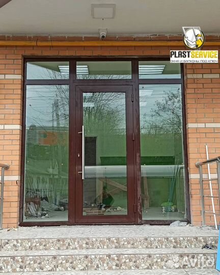 Дверь входная алюминиевая