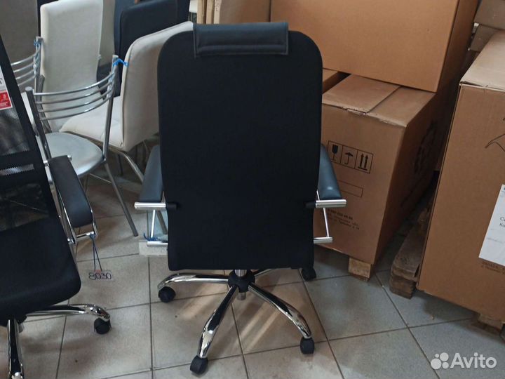 Компьютерное кресло