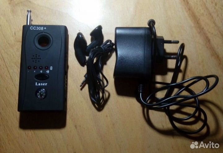 Детектор скрытых камер CC 308 +