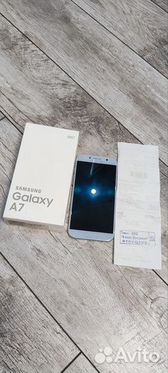 Samsung Galaxy A7 (2017) SM-A720F/DS, 3/32 ГБ