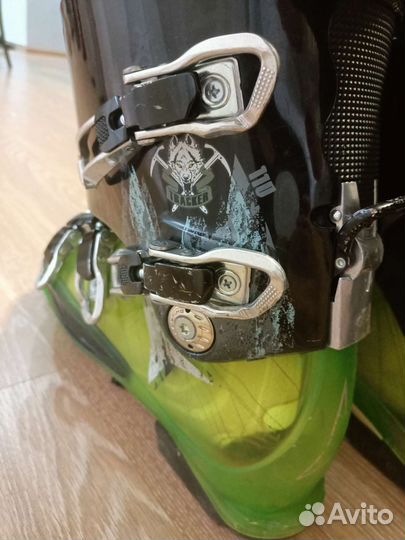 Горнолыжные ботинки Atomic Tracker 110
