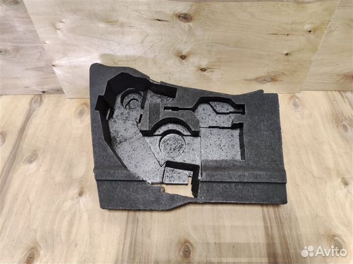 Ниша инструмента Audi A3 8P