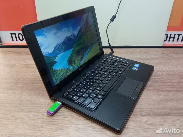 Отличный Ноутбук Lenovo для офисных программ