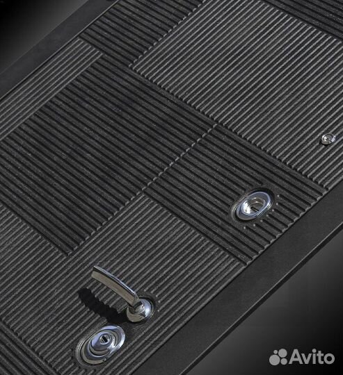 Дверь входная Чёрная шумо-изоляционная