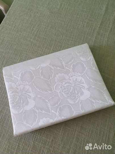 Скатерть новая