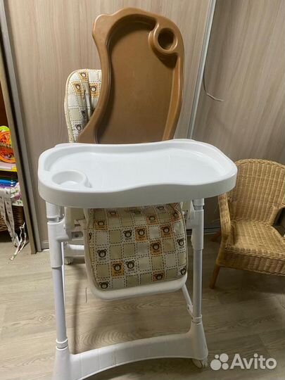Стульчик для кормления pituso