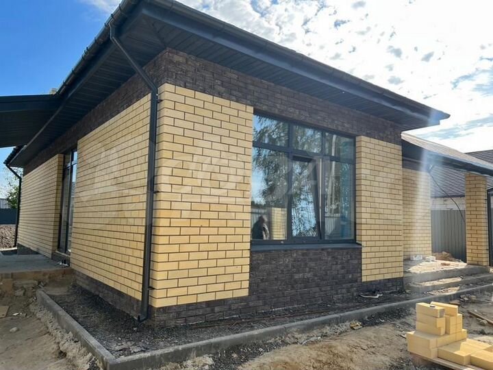 Дом 100 м² на участке 8 сот.