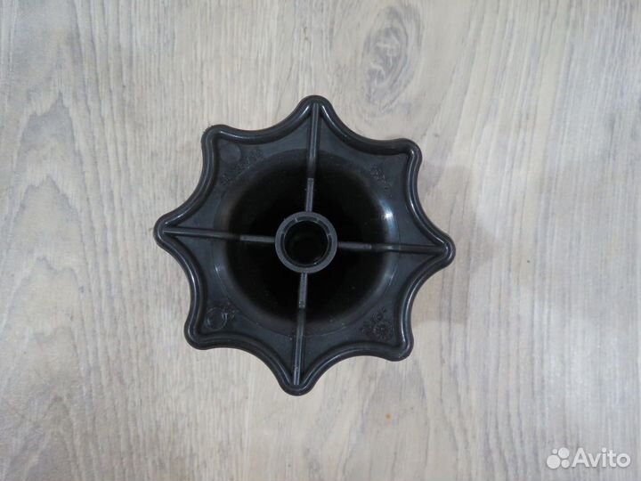 Крепление запасного колеса Opel Astra H