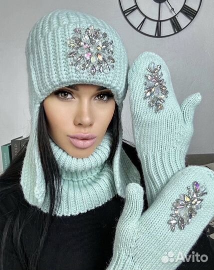 Зимний комплект шапка ушанка снул варежки