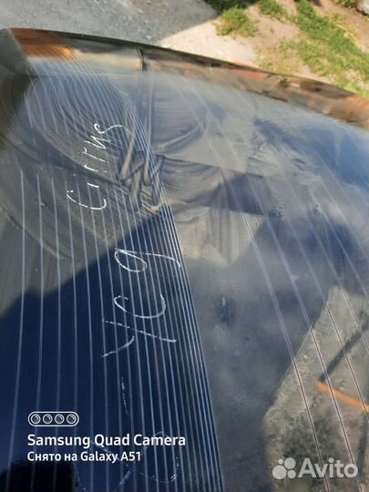 Заднее стекло chrusler cirrys с 1996 -2001 гв