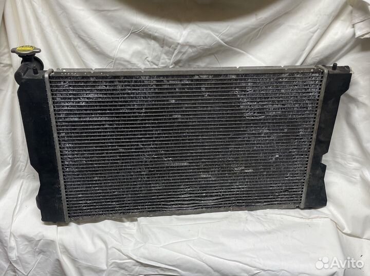 Радиатор основной Toyota Avensis T250 250 MT