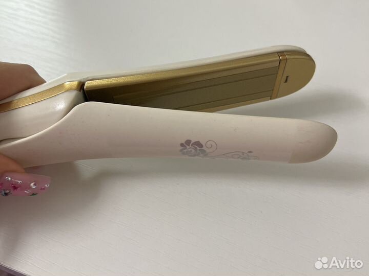 Утюжок с переключателем на гофре