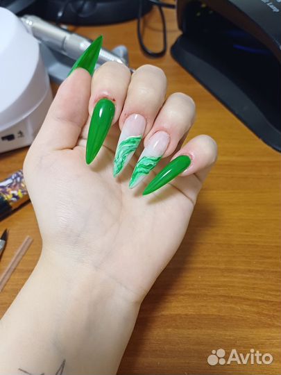 Маникюр на дому