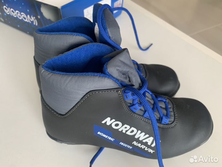 Лыжные ботинки