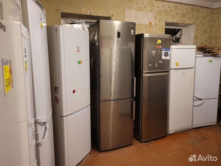 Холодильник Рабочий на гарантии