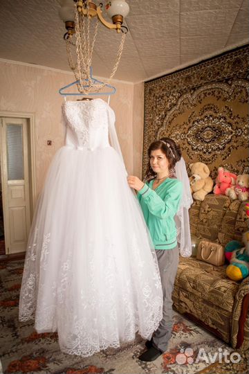 Свадебное платье 40 42 новое