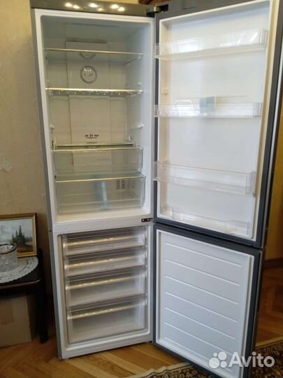 Холодильник Haier C2F636cffd