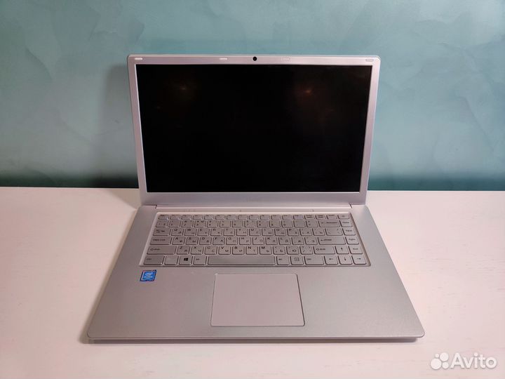 Ноутбук на запчасти