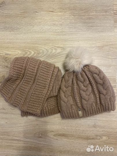 Шапка женская зимняя с шарфом