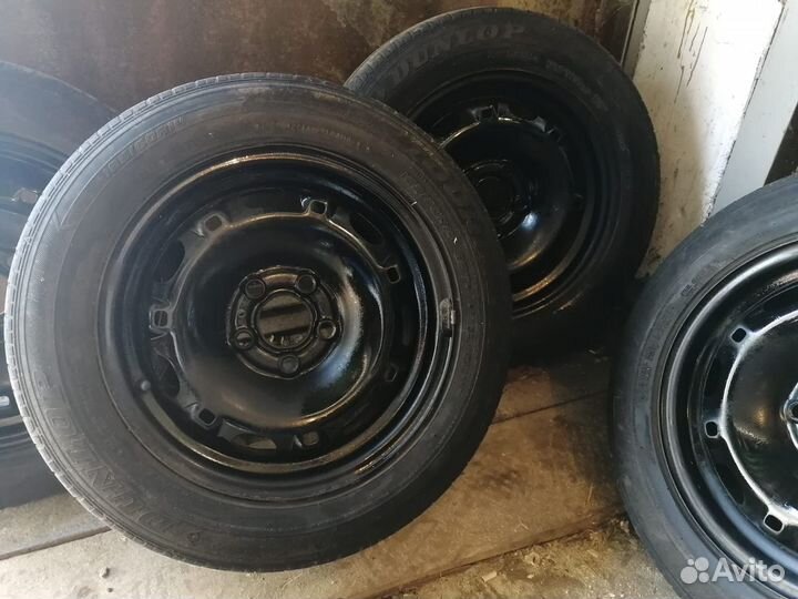 Dunlop Axiom Plus 185/60 R14