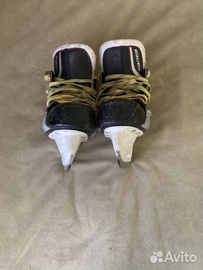 Хоккейные коньки bauer