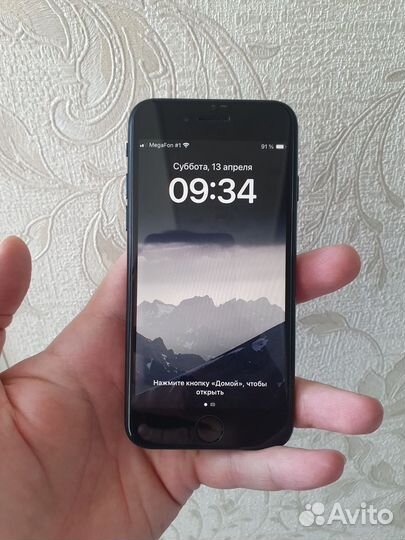 iPhone SE (2022), 64 ГБ