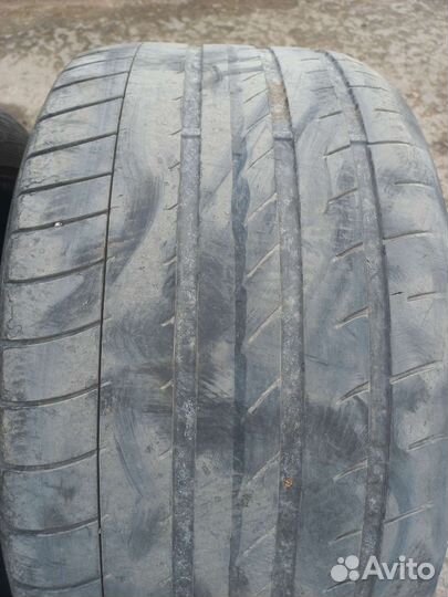 Dunlop SP Sport Maxx GT 275/40 R20 и 315/35 R20 110W