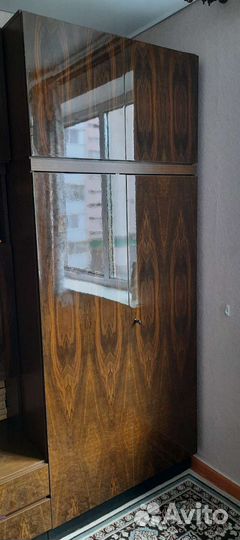 Шкаф с антресолью