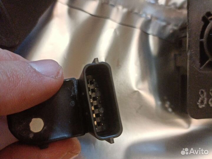 Парктроник Hyundai genesis gv 70