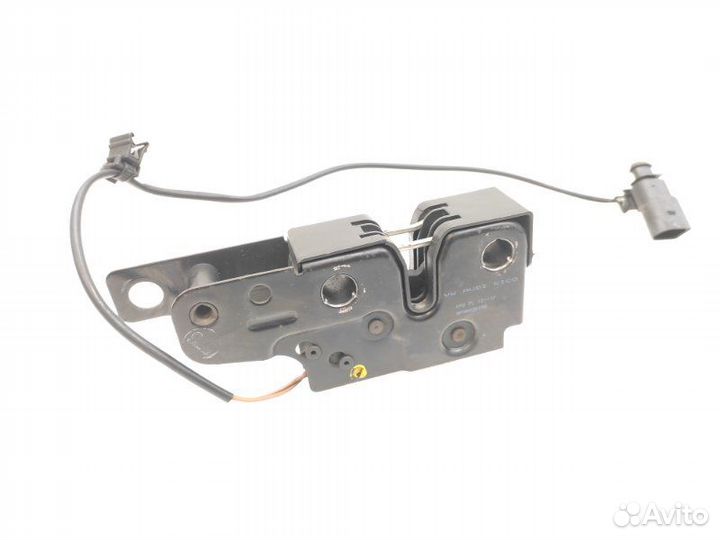 Замок капота Audi A3 8P 2008