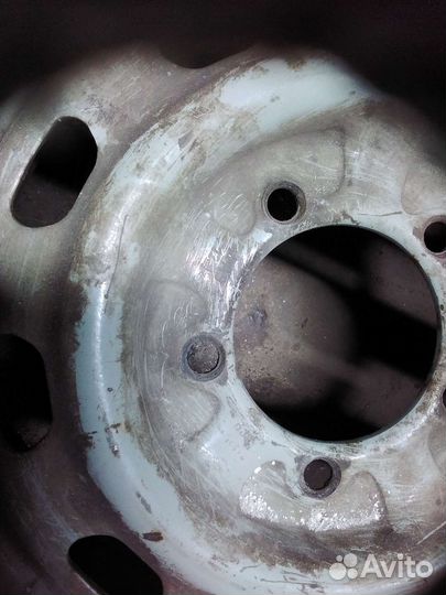 Nokian Tyres Hakka V 215/65 R16