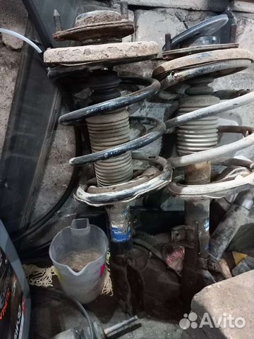 Передние стойки митсубиси аутлендер XL 3.0