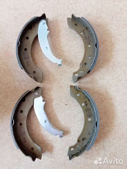 Тормозные колодки на Рено logan 2011 рестайлинг