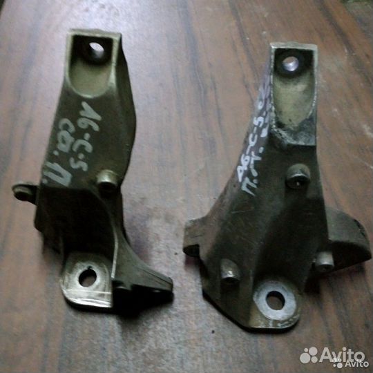 Опора кпп Audi A6 C5