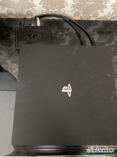 Sony PS4 pro 1tb