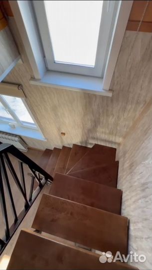 Лестница в дом на заказ из металла