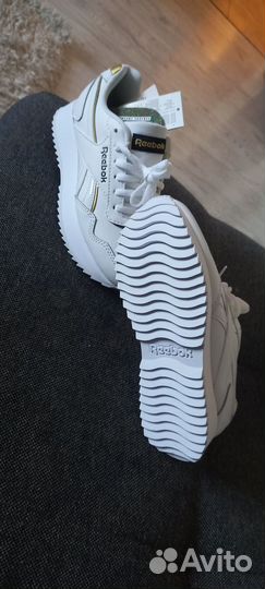 Кроссовки Reebok женские