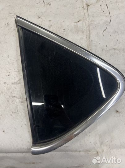 Задняя левая форточка opel Astra j 5d