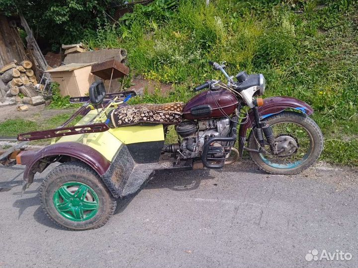 Продаю трицикл урал