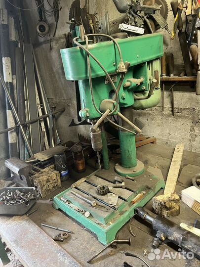 Сверлильный станок