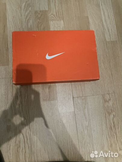 Футбольные бутсы