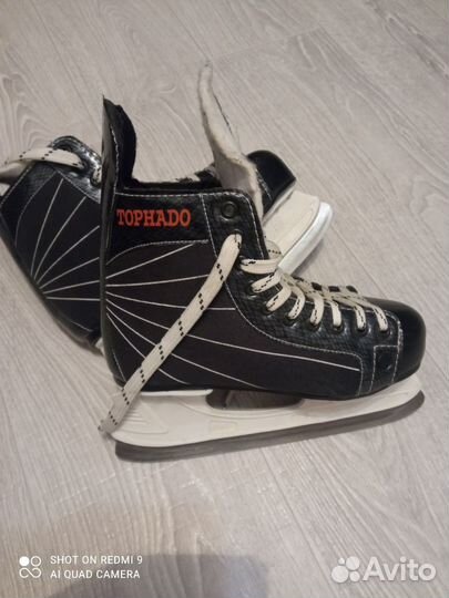 Коньки хоккейные 40 размер