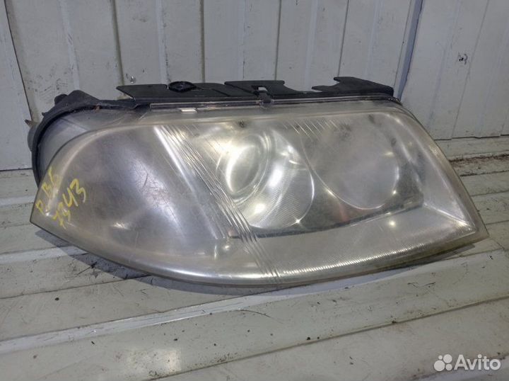 Фара передняя Volkswagen Passat B5 седан