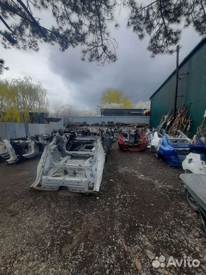 Кузовные детали, запчасти, элементы