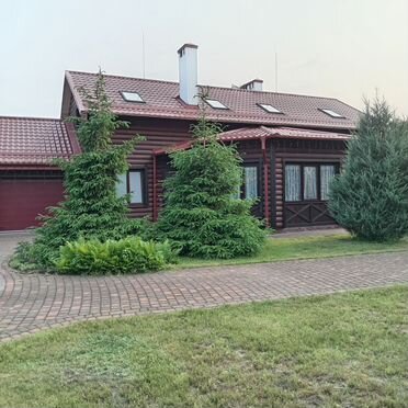 Дом 180 м² на участке 18000 м² (Беларусь)