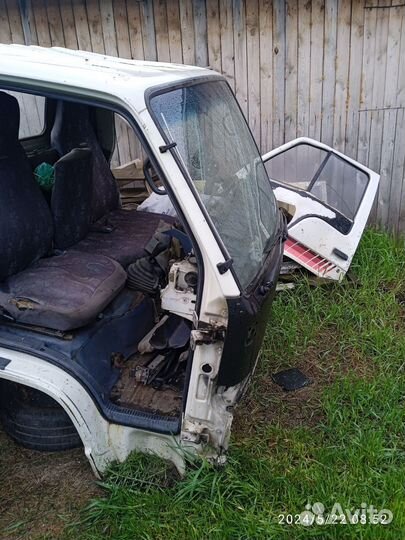 Кабина исузу эльф 92г