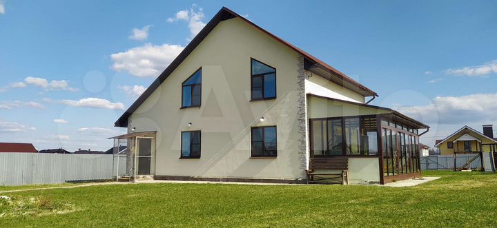 Дом 194 м² на участке 21 сот.