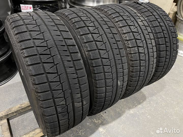 Bridgestone Ice Partner 2 215/45 R17