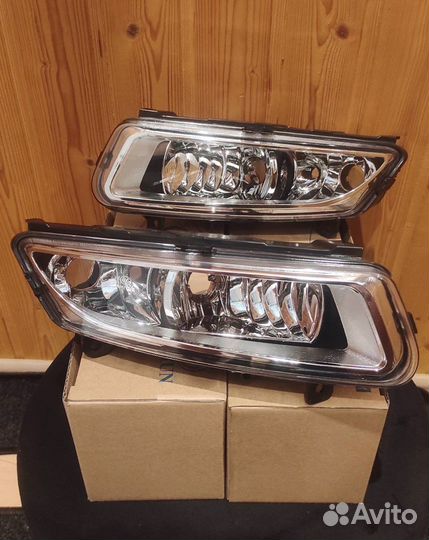 Противотуманная фара,туманка,птф Volkswagen Polo